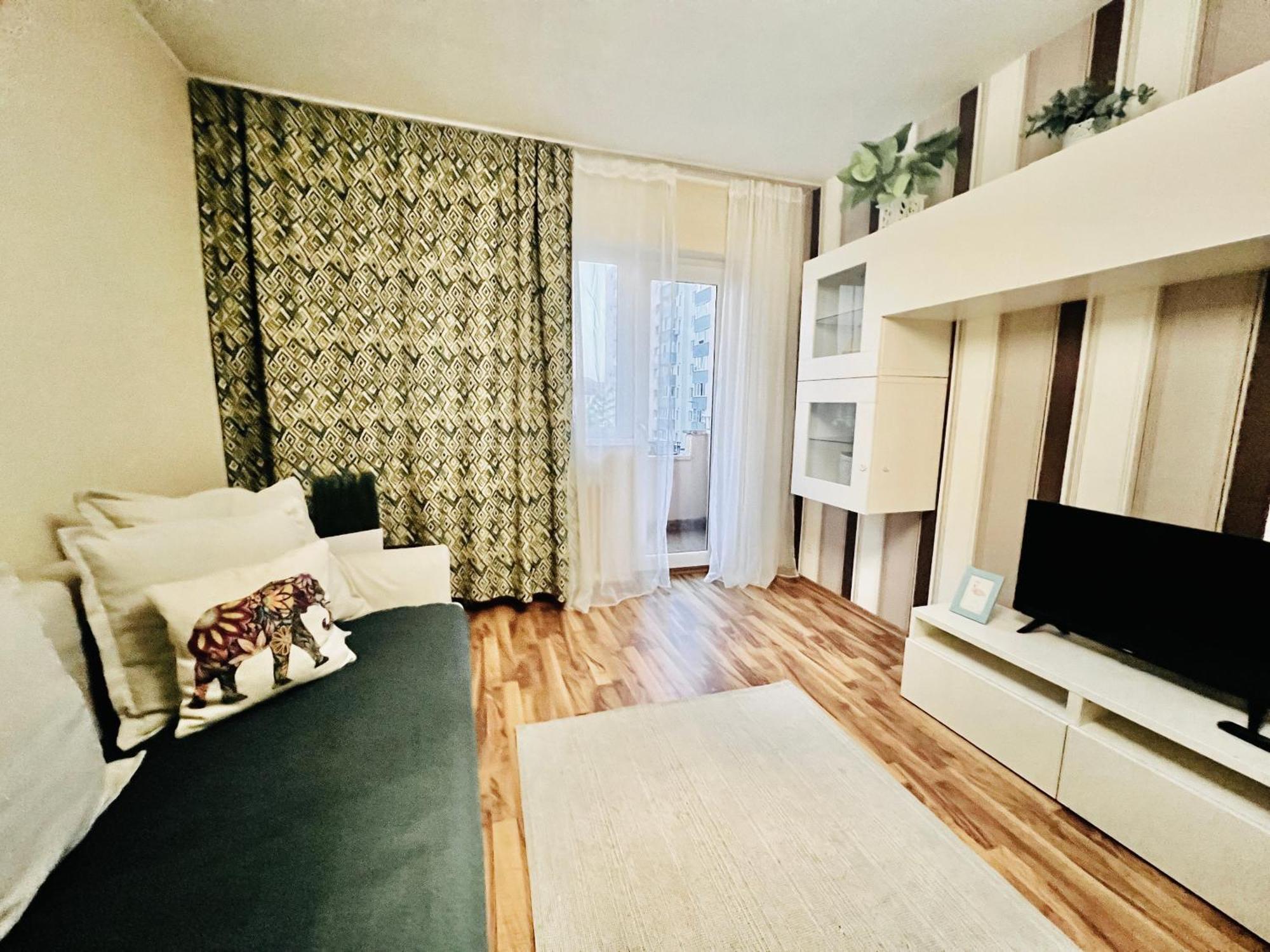 Boulevard Rose Leilighet Alba Iulia Eksteriør bilde